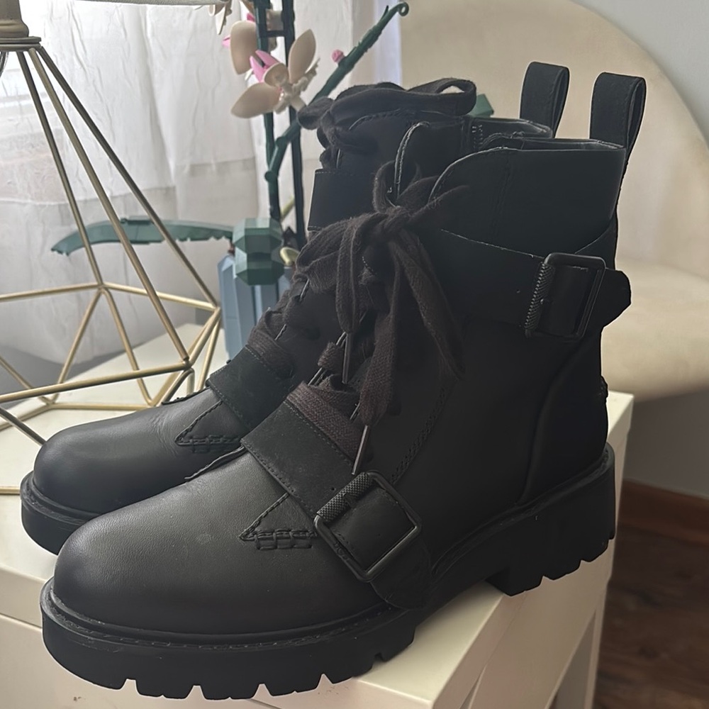 Women’s UGG leather boots